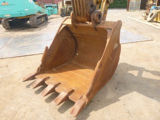 ขายรถขุด ยี่ห้อ CAT รุ่น 330B