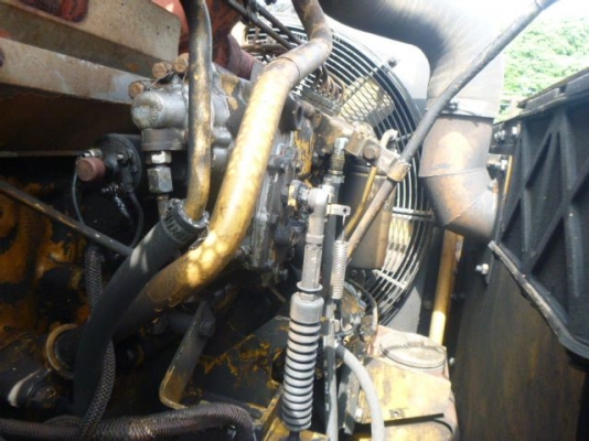 ขายรถขุด ยี่ห้อ CAT รุ่น 330B