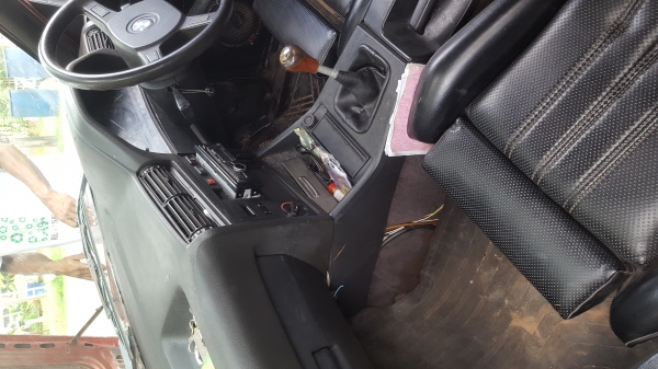 ชายBMW28000บาทโทร0643130366