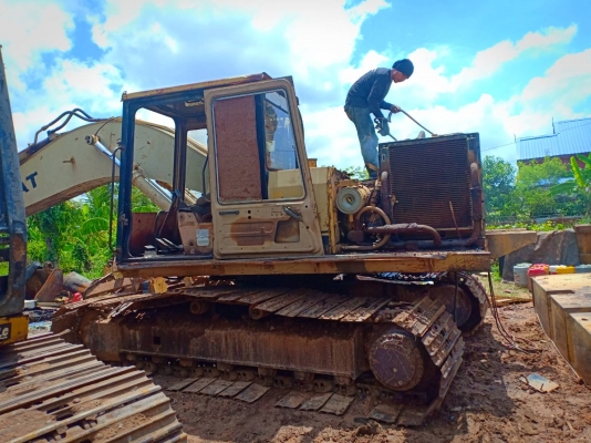 แยกขายอะใหล่ CAT 200B ซีเรียลสูง ราคาถูก