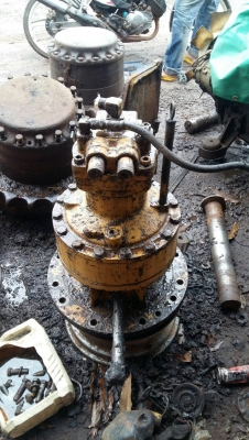 แยกขายอะใหล่ CAT 200B ซีเรียลสูง ราคาถูก