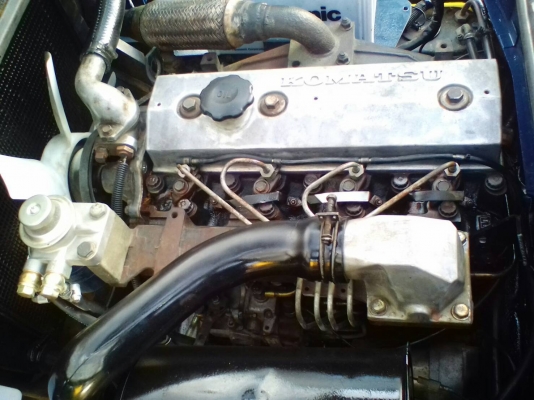 Komatsu fd25-11ขนาด2.5ตัน เสาสูง6เมตร เกียร์ธรรมดา เครื่องยนต์ดีเซล4D95 ยางตันล้อหน้าคู่ ราคาต่อรองได้