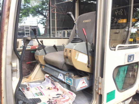 รถขุด kobelco sk30. มีเก๋งเก่าญี่ปุ่นไม่เคยใช้ในไทยใช้งาน 2,900 ชั่วโมงเอกสารครบโทร 086-1602189
