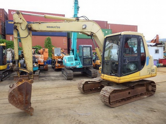 ขายรถขุด KOMATSU PC60-7E ผ่อนเป็นเดือนๆได้ 089-8531812