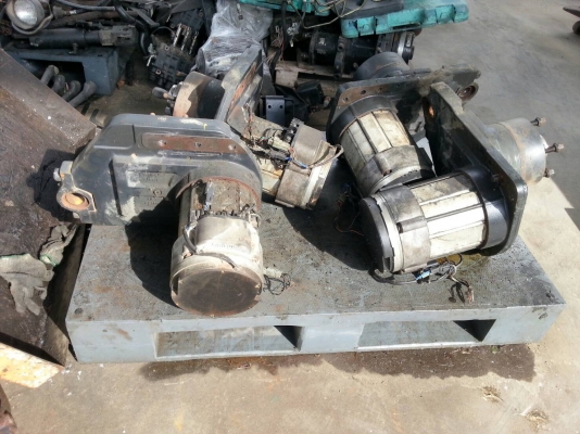 มอเตอร์พร้อมเฟืองขับรถฟอร์คลิฟท์ มอเตอร์พร้อมเฟืองขับรถฟอร์คลิฟท์