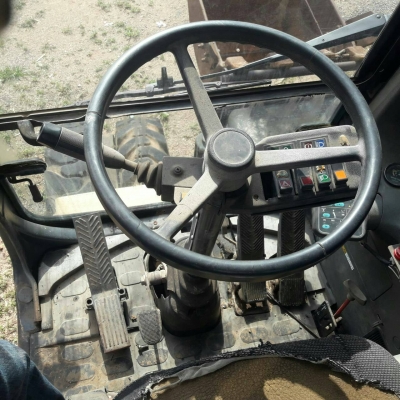 โคมัสสุ PW 130-6 ล้อยาง เล่มทะเบียน ราคา 950,000