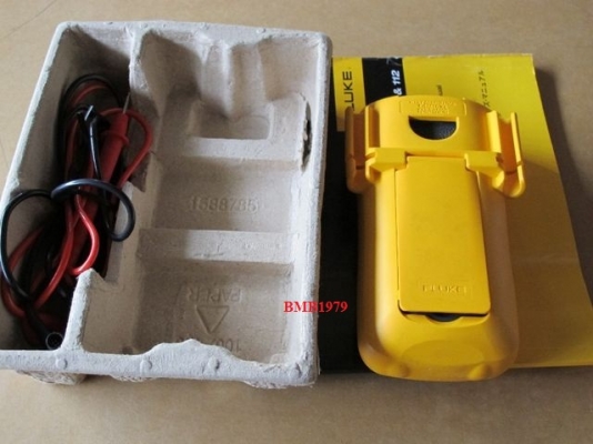 ขาย multimeter fluke 110 พร้อมกล่อง