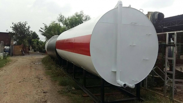 ถังน้ำมันมือสอง สเปกแจ่มๆมีหลายใบครับ สนใจโทรสอบถามเลยครับ ถังสวยๆมาไวไปไวครับ ถังน้ำมันมือสอง สเปกแจ่มๆมีหลายใบครับ สนใจโทรสอบถามเลยครับ ถังสวยๆมาไวไปไวครับ