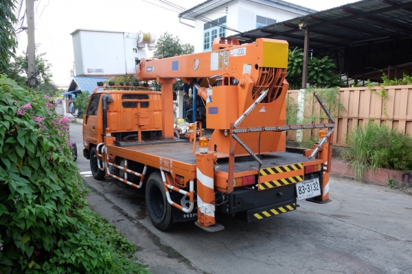 รถกระเช้าไฟฟ้า HINO รุ่น MRO ครื่องยนต์ 15B ปีจดทะเบียน 2545 136 แรงม้า ชักได้สูง14เมตร รถกระเช้าไฟฟ้า HINO รุ่น MRO ครื่องยนต์ 15B ปีจดทะเบียน 2545 136 แรงม้า ชักได้สูง14เมตร