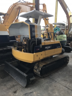 Komatsu PC30-6 รถเก่าญี่ปุ่น ตรวจเช็คเครื่องยนต์แล้ว สภาพดี สนใจติดต่อ0813553478(คุณโย)