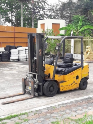 รถโฟล์คลิฟท์ 2 ตัน
