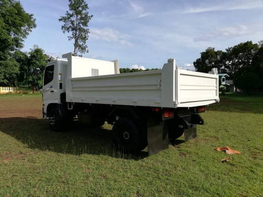 ขายด่วน..เจ้าของขายเอง..HINO..เมก้า.150แรงปี46.แอร์.เพาเวอร์.เบรคจิ๊ฟฟี่..ดั้มสามมิตร.(ต่อใหม่)