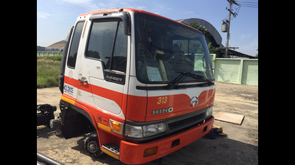 ขายหัวเก๋ง HINO มาพร้อมเครื่อง JO8C นำเข้าจากญี่ปุ่น