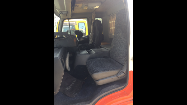 ขายหัวเก๋ง HINO มาพร้อมเครื่อง JO8C นำเข้าจากญี่ปุ่น