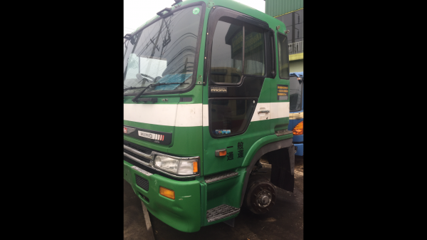 ขายหัว Profia นำเข้าคานหน้าเพลาเดียวตรงรุ่นบ้านเรามาพร้อมเครื่อง P11C 330แรงม้า