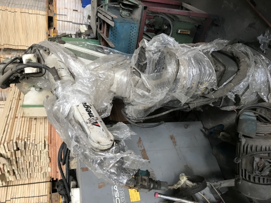 ขายหุ่นยนต์โรบ็อตเชื่อมอุปกรณ์ครบตู้คอนโทลขายตามสภาพราคาถูกครับ