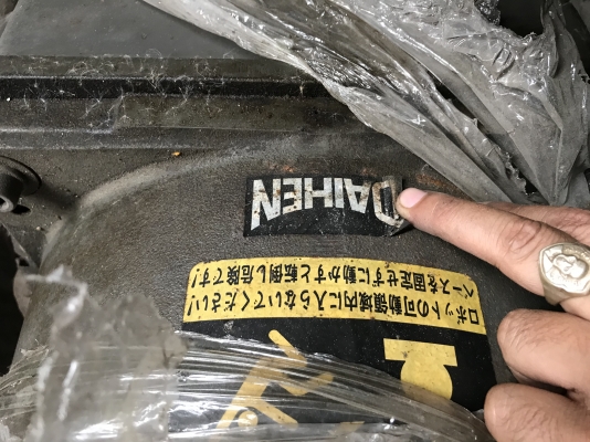 ขายหุ่นยนต์โรบ็อตเชื่อมอุปกรณ์ครบตู้คอนโทลขายตามสภาพราคาถูกครับ