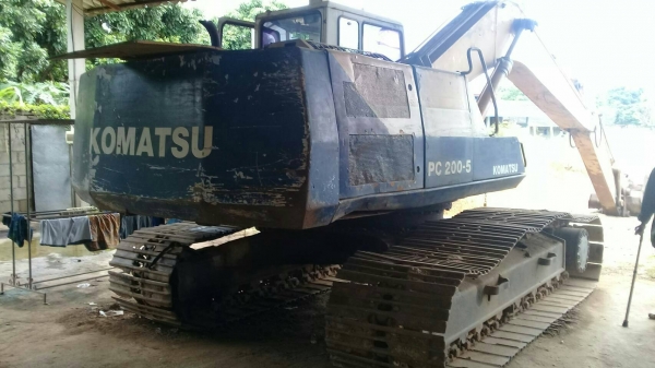 ขายรถแบคโฮ KOMATSU PC200-5 เอกสารเล่ม ไฟตัด ราคา 420000