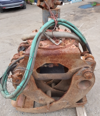 มือคีบไม้