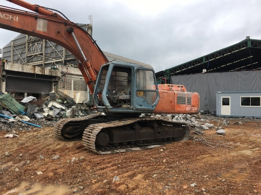 ด่วนขายแยกอะใหล่HITACHI EX300H-3 (แยกขายอะใหล่นะครับ)