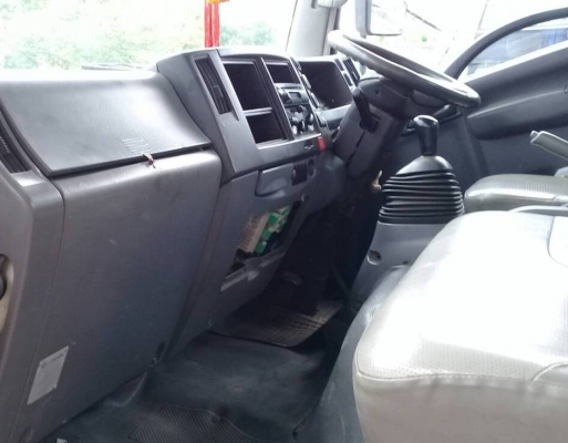 หกล้อ อิซูชุ NPR150HP ยูโร3.ปึ51กะบะเหล็ก.ยาว5ม.ยาง.8.25 เรเดี้ยล รถห้าง สภาพดีสวยบางสีเดิมพายในครบ 