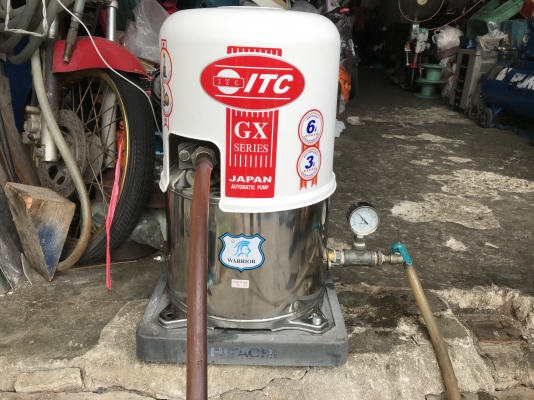 ขายปั้มน้ำอัตโนมัติ ITC(Hitachi) 200W เพิกถังใหม่และฝาครอบของใหม่ใส่ให้ครับ สภาพสวย ตรวจเช็คแรงดันเรียบร้อย ไม่มีรั่วซึม พร้อมใช้งาน ราคา 3,700 บาท