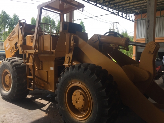 ขายรถตัก350-1 พร้อมใช้งาน