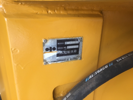 ขายรถตัก350-1 พร้อมใช้งาน