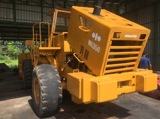 ขายรถตัก350-1 พร้อมใช้งาน