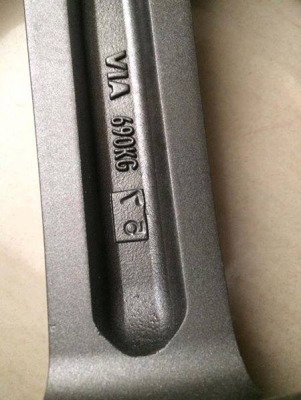 มุเก้นขอบ18 ขายครับ  ล้อแท้ทำสีอย่างเดียวไม่ซ่อมฝาครบ25999 สนใจ0827861333 รับของลาดพร้าว 87