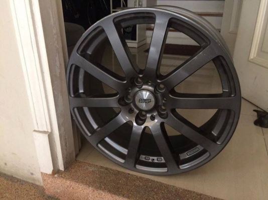 มุเก้นขอบ18 ขายครับ  ล้อแท้ทำสีอย่างเดียวไม่ซ่อมฝาครบ25999 สนใจ0827861333 รับของลาดพร้าว 87