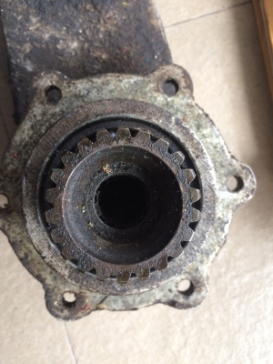 ขายวินซ์ โคนิก พร้อม ชุด pto เพลา ใส่ได้เลย ของที่ไม่มีคือ ตัวปลดหน้า กับคันโยก ไปทำคันโยกเพิ่ม เอาครับ ใส่รถแลนด์ซีรี่ย์ นะครับ ตรงรุ่น 43000 รูปของตามนี้เลยครับ ดูของลาดพร้าว 87 ครับสนใจ 0827861333 ขายวินซ์ โคนิก พร้อม ชุด pto เพลา ใส่ได้เลย ของที่ไม่มีคือ ตัวปลดหน้า กับคันโยก ไปทำคันโยกเพิ่ม เอาครับ ใส่รถแลนด์ซีรี่ย์ นะครับ ตรงรุ่น 43000 รูปของตามนี้เลยครับ ดูของลาดพร้าว 87 ครับสนใจ 0827861333