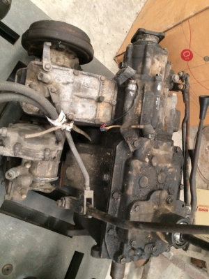 ขายเกียร์ โตต้า 4 เกียร์ พร้อม pto 2 ชุด ตามรูป พร้อมหัวหมูใส่เครื่อโตต้า 11 b มาครับ ของตามรูป ขายเกียร์ โตต้า 4 เกียร์ พร้อม pto 2 ชุด ตามรูป พร้อมหัวหมูใส่เครื่อโตต้า 11 b มาครับ ของตามรูป