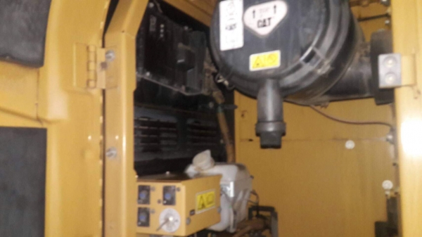 รถขุด cat 320D รถขุด cat 320D