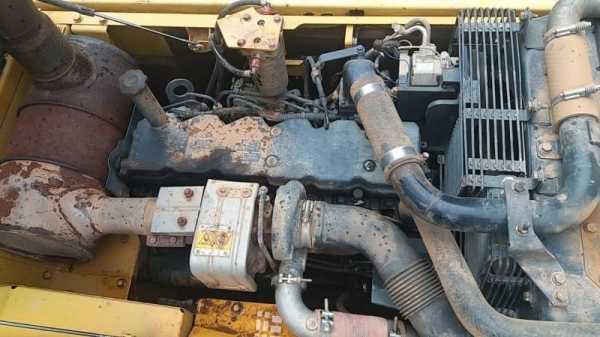 ขาย 1,550,000  KOMATSU pc 200-8 N1 กล้องหลังพร้อม รถทำงาน 11,000 ชม.เครื่องดี ปั๊มแรง เอวแน่น ช่วงล่างสวย รถสวยสภาพพร้อมใช้งาน เอกสารเล่มทะเบียน รถอยู่ เพชรบูณร์ 090772-3710 090-772-3708