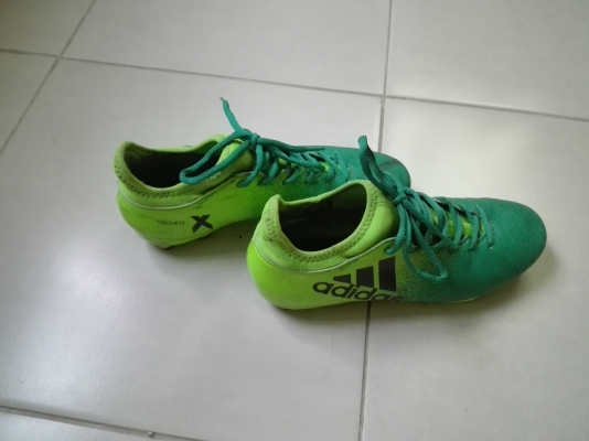 ขายรองเท้าสตั๊ส adida 16.3 หุ้มข้อ (ของแท้ 100\%)