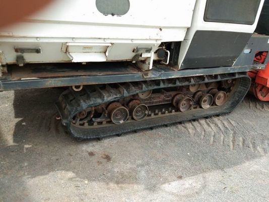 รถเกี่ยวDC68G สวยๆๆพร้อมใช้ แทรกยางใหม่ สนใจแวะมาชมครับ รถเกี่ยวDC68G สวยๆๆพร้อมใช้ แทรกยางใหม่ สนใจแวะมาชมครับ