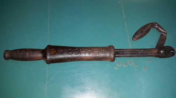 ขายคีมถอนตะปูBAHCO MADE IN SWEDEN. มือสองสภาพเก่าๆ