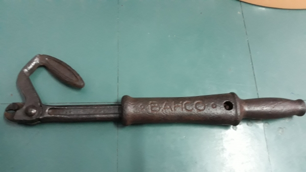 ขายคีมถอนตะปูBAHCO MADE IN SWEDEN. มือสองสภาพเก่าๆ