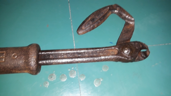 ขายคีมถอนตะปูBAHCO MADE IN SWEDEN. มือสองสภาพเก่าๆ