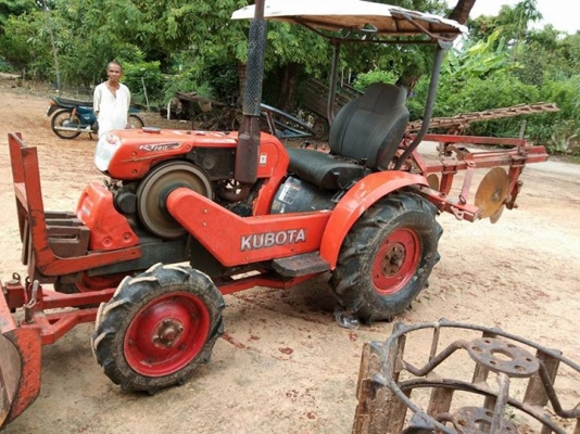 รถไถ่KRT140  พร้อมใช้มีเอกสารพร้อม