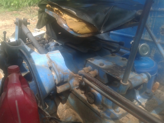 ขายฟอร์ด77 เครื่องT5 รถบ้านพร้อมใช้ เล่มพร้อมโอน ขายฟอร์ด77 เครื่องT5 รถบ้านพร้อมใช้ เล่มพร้อมโอน