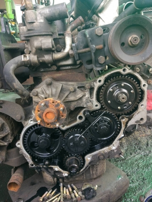 ขายเครื่อง อีสุ มังกร TFR 90 แรง - 061-782-8785