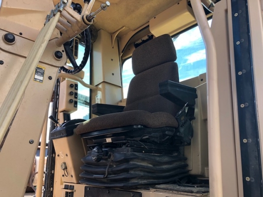 รถเกรด Cat160H ปี2005 สภาพดี พร้อมสแกนริฟาย เครื่องยนตร์เอี่ยม สภาพ 80 \%