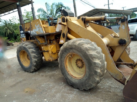 รถตัก KOMATSU WA 100 - 1. สนใจติดต่อ 081 - 6079515