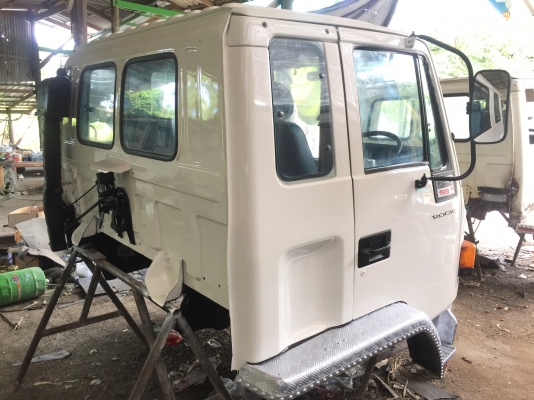 ขาย หัวสิบล้อ  ISUZU ร็อคกี้.  สีใหม่. อุปกรณ์ครบ