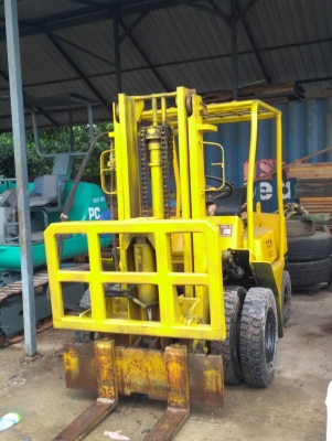 รถฟอร์คลิฟต์ TCM รถเก่านอกพึ่งนำเข้ามา ยังไม่เคยใช้งานในไทย ล้อหน้าคู่ งากระดกยกเท เครื่องดีเซล ISUZU C240 สภาพดี พร้อมใช้งาน มีเอกสารใบอินวอยซ์