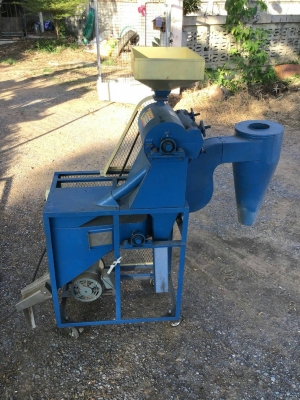 เครื่องสีข้าวสภาพพร้อมใช้งานเลยคับส่งใด้คับ