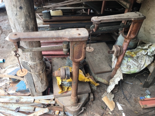 ขายตาชั่งหมู 2ตัว7000บาท ใช้งานใด้ 0956588866 0816278866