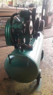 ขายปั๊มลมใต้หวันถึง240ลิตร มอเตอร์5แรง2สายใช้ไฟบ้านสวยมากครับถังสวยไม่ผุ ขาย 28500 บาท ขายปั๊มลมใต้หวันถึง240ลิตร มอเตอร์5แรง2สายใช้ไฟบ้านสวยมากครับถังสวยไม่ผุ ขาย 28500 บาท